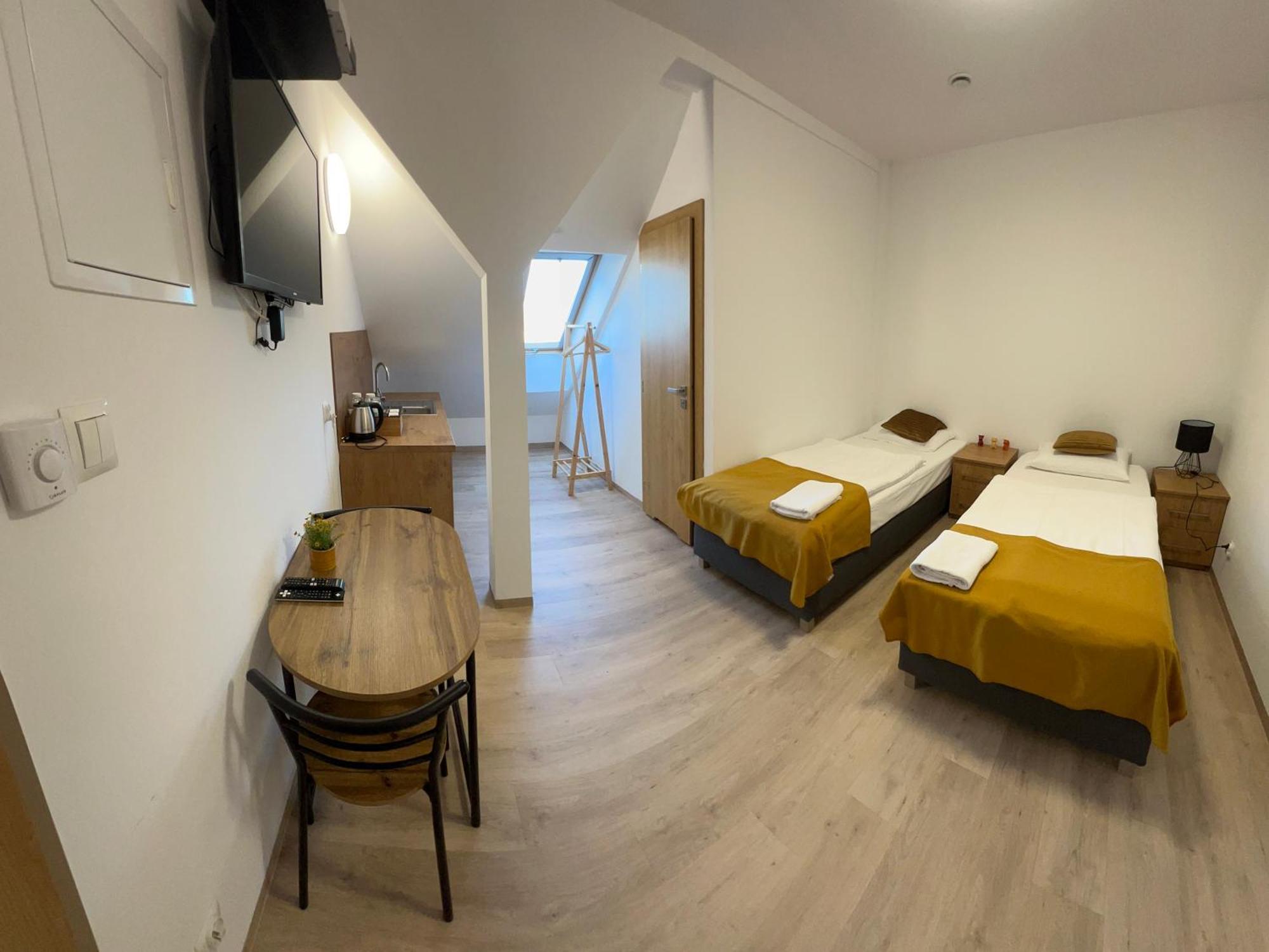 Apartamenty Divemed 耶莱尼亚古拉 外观 照片