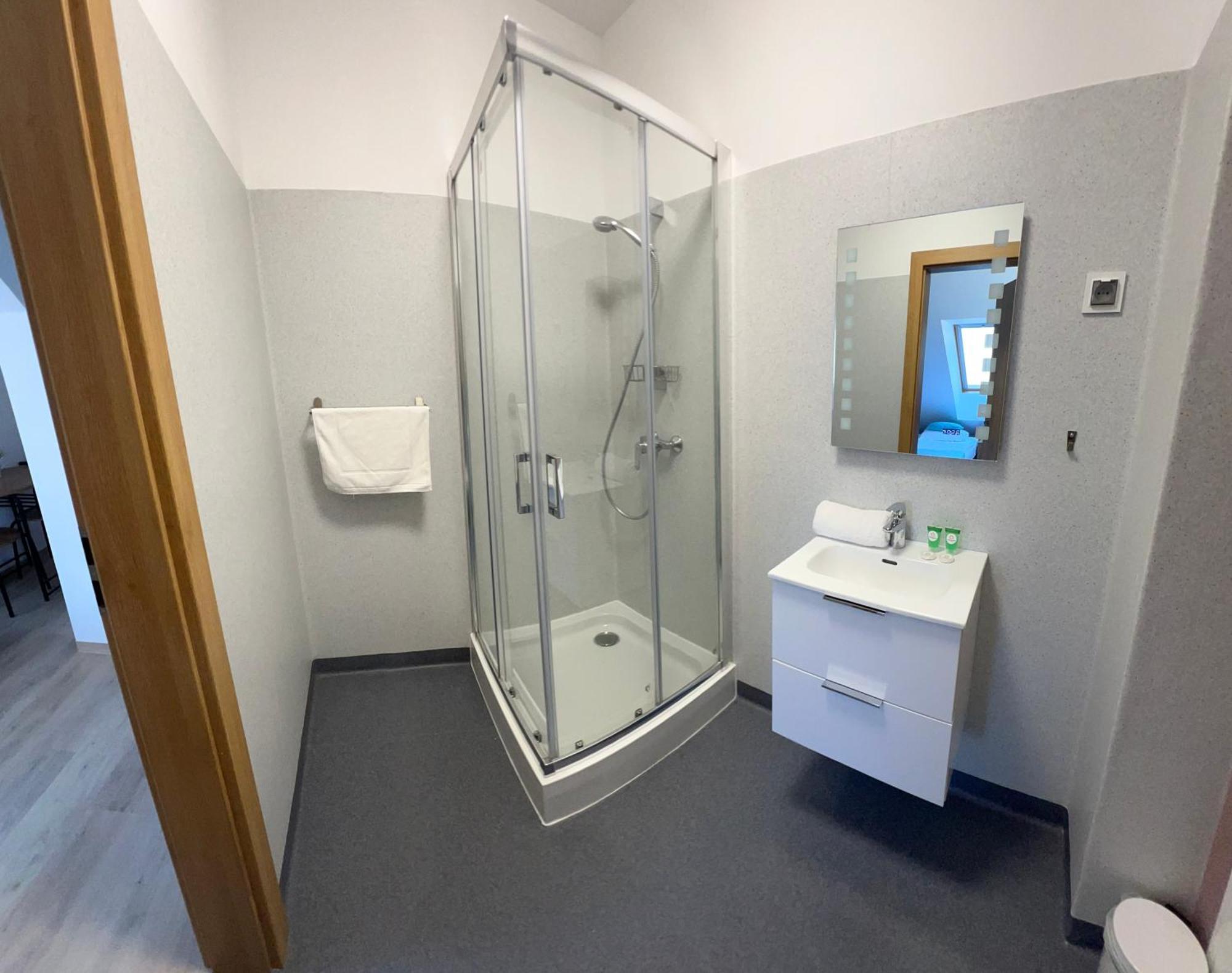 Apartamenty Divemed 耶莱尼亚古拉 外观 照片